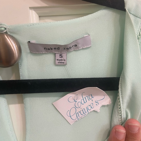 Naked zebra mint green sleeveless blouse, size small - Picture 5 of 5